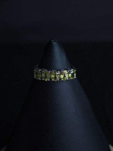 9ct white gold natural - 9ct,