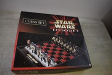 Star Wars Episode 1 Chess Set Complete Boxed with Instructions