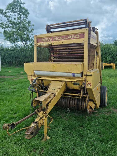 New holland baler - holland,