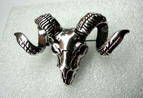 Pre owned return - goat, rams