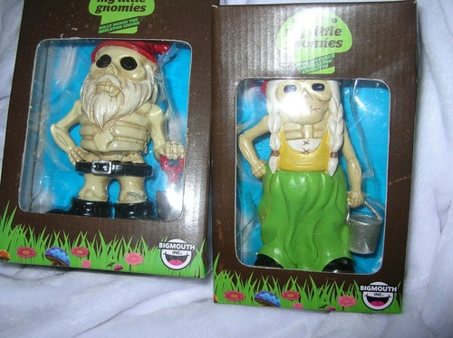 Little gnomies skeleton - little,