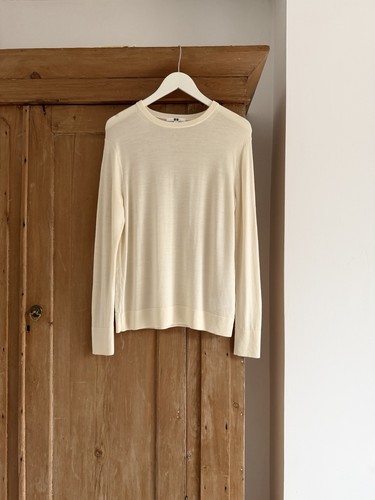 Uniqlo pure new wool - uniqlo,