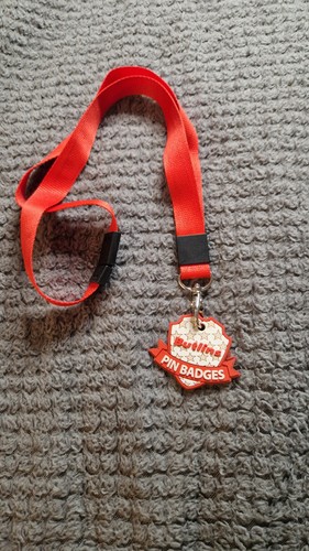 Early 2000s butlins pin badge - pin,