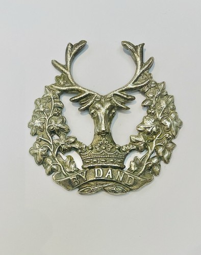 Vintage highlanders cap badge - highlanders,