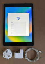 Apple iPad 5th Generation Tablet, 32GB, WiFi, Space Grey, A1822 - Good condition