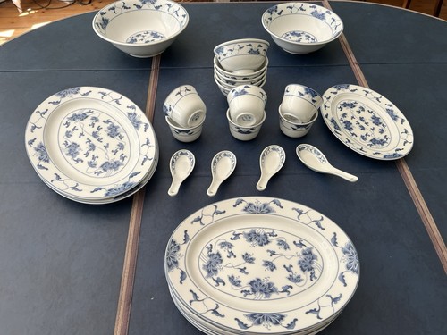 Beautiful blue white bowls - white,