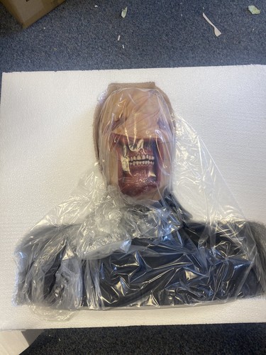 Neca hellraiser chatterer - neca, life
