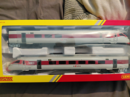 Hornby class 800 azuma - 800, lner