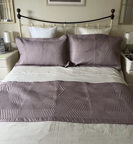 Bed runner king - bed, 2