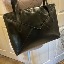 VINTAGE CHARLES JOURDAN BLACK