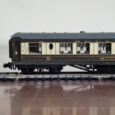 Graham Farish 0655 N Gauge Pullman Parlour Coach Umber Cream Livery