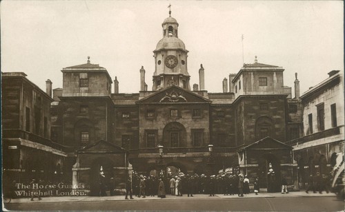 Horse guards sentry real - sentry;,