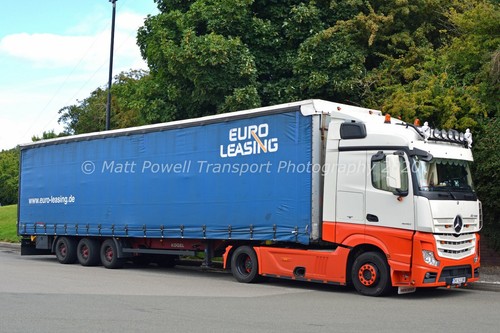 Truck photo 12x8 - photo, mercedes