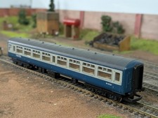 Hornby R417 Mk 2 TSO in BR