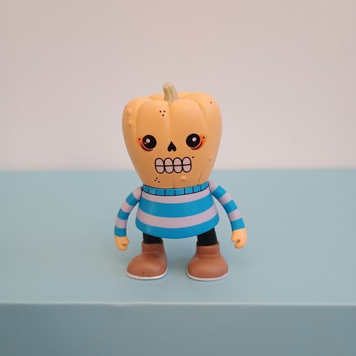 Kidrobot heroes and - kidrobot,