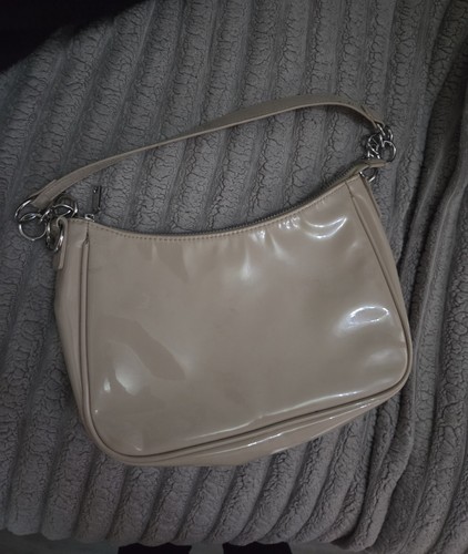Small beige patent handbag - h&m,