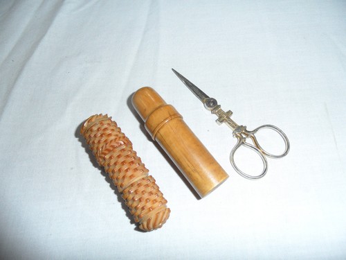 Items coquilla nut needle - 3,