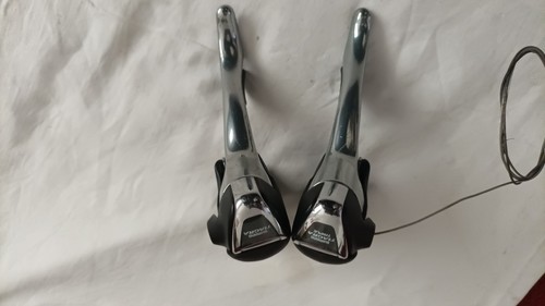 Shimano tiagra brifters - 3.,