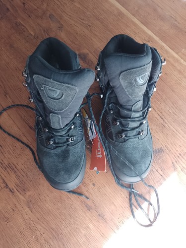 Brasher walking boot size - boot,