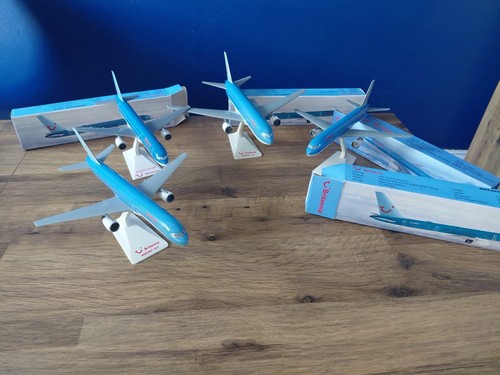 Britannia airways boeing - 4x,