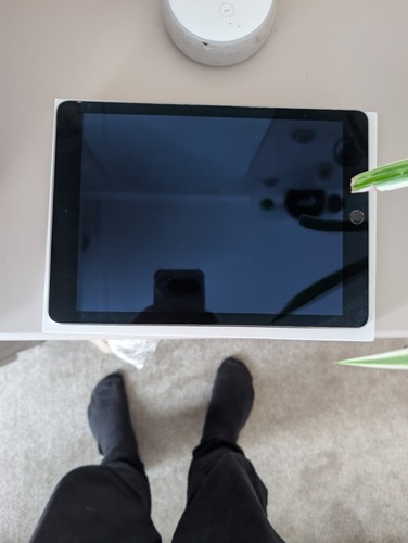 Apple ipad air 2nd gen - apple,