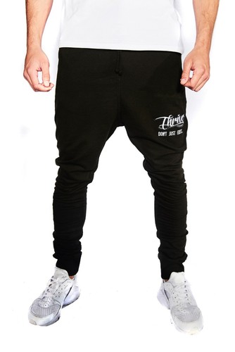 Limited edition black fitted - black,