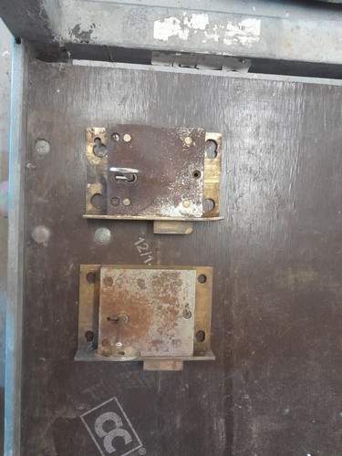 Pillar box locls with - x2,