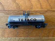 Micro Trains ~ N - Gauge ~ 1 x