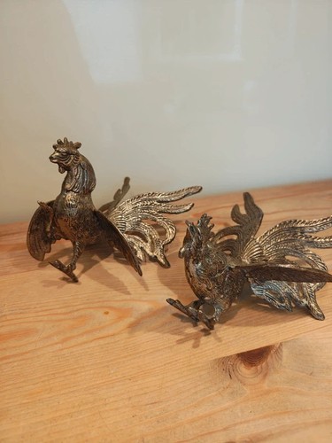 Vintage brass fighting - brass,
