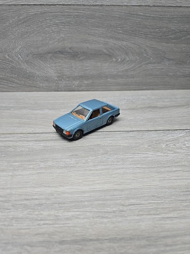 Corgi toys 334 ford escort - ford,