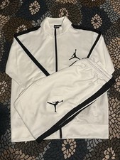 Air Jordan White Tracksuit For Men’s Body Breathable With Full Set  RRP: 189.99