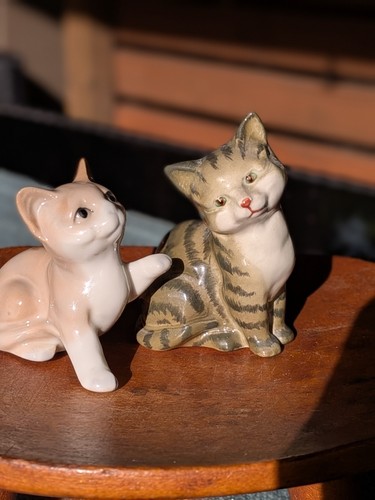 Vintage beswick grey - grey, white