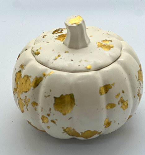 White gold flecked - flecked, resin
