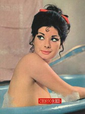 Edwige Fenech in Tub 18x24