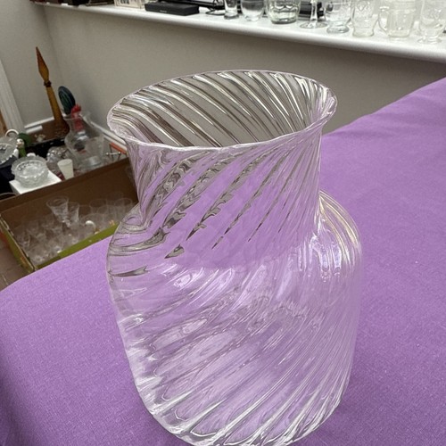 Vintage vase hand blown - hand,