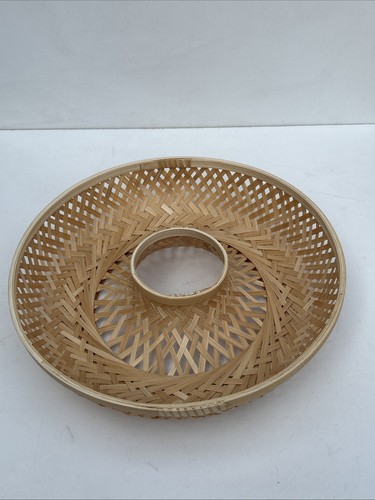 Serving basket bamboo from - serving,