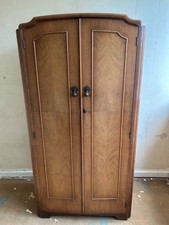 SMALL AUSTINSUITE GENTS