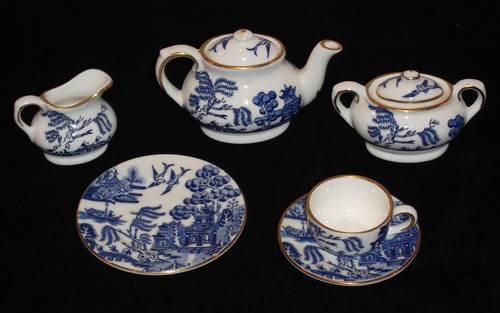 Discontinued coalport blue - discontinued,