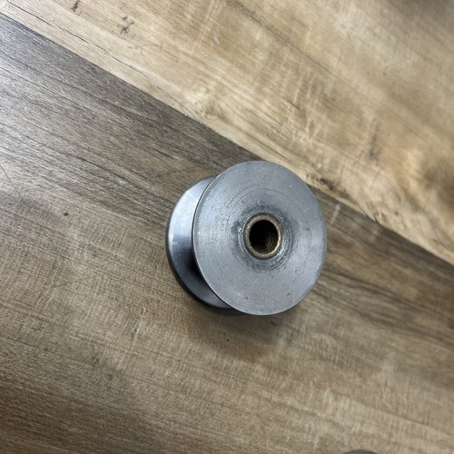 Slack latch sheave pulley - latch,