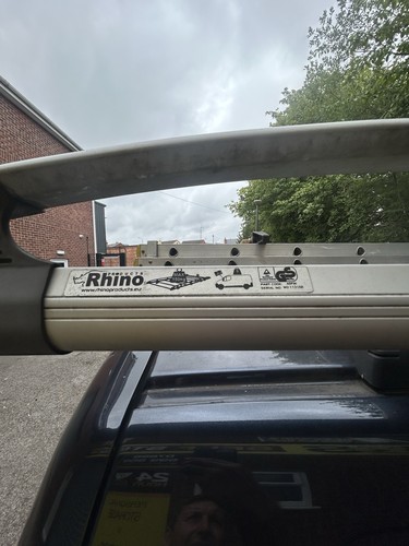 Rhino roof rack - roof,