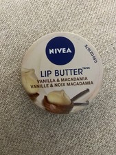 Nivea Vanilla & Macadamia Lip