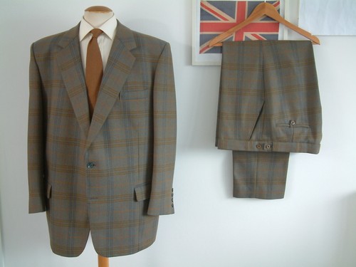 Bespoke tweed suit - tweed, suit..46"