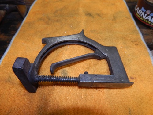 Vintage cast iron diamond - cast,
