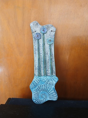 Stunning blue ceramic - stunning,