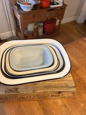 Vintage Job Lot 5 Traditional Enamel Pie Dishes / Baking Dishes - Great!