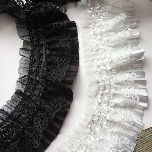 5yards lace trim pleated - 5yards,