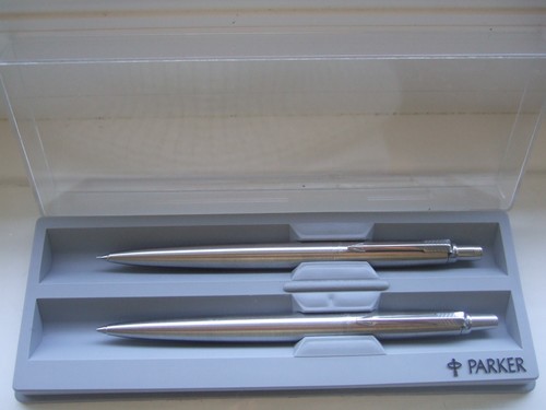 Parker jotter ballpoint - parker, pen