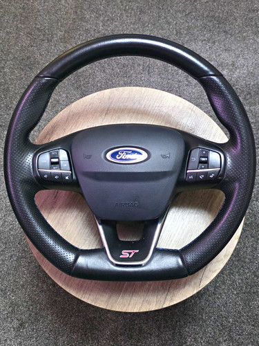 Ford fiesta 8 - 8, leather