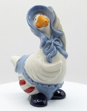 Vintage Wade Official International Collectors Club "Mother Goose" Figurine