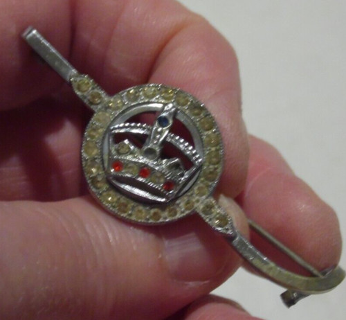 Vintage pretty bar brooch - , with